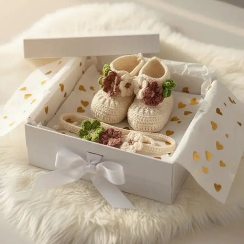 Crochet Baby Booties and Headband